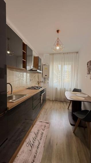 Apartament 2 camere, decomandat, parcare, balcon, mobilat și utilat–Florești - 6