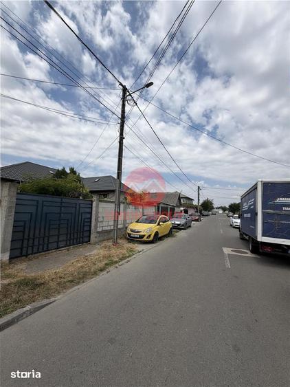 Casă cu 4 camere cu Teren 1250 Mp în Cumpăna