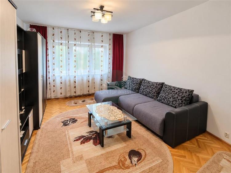 Apartament cu 2 camere decomandat în Hipodrom 3