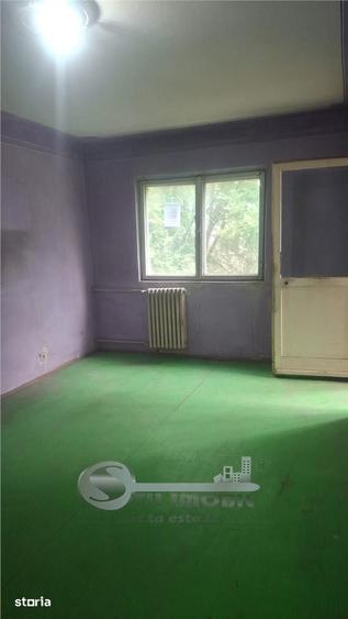 Apartament cu 2 camere decomandat în Nicolina