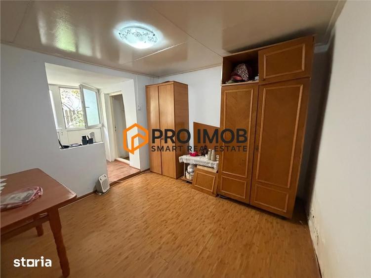 Casă cu 3 camere decomandat cu Teren 200 Mp în Mihai Viteazu