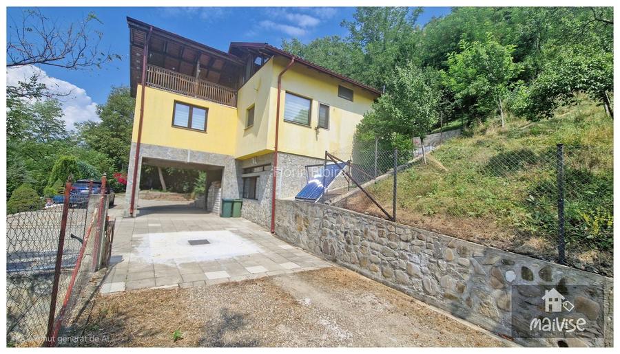 Vila superba, zona impadurita Valenii de Munte, teren 2473 mp
