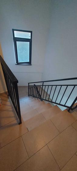 Apartament cu 2 camere decomandat în Nicolina