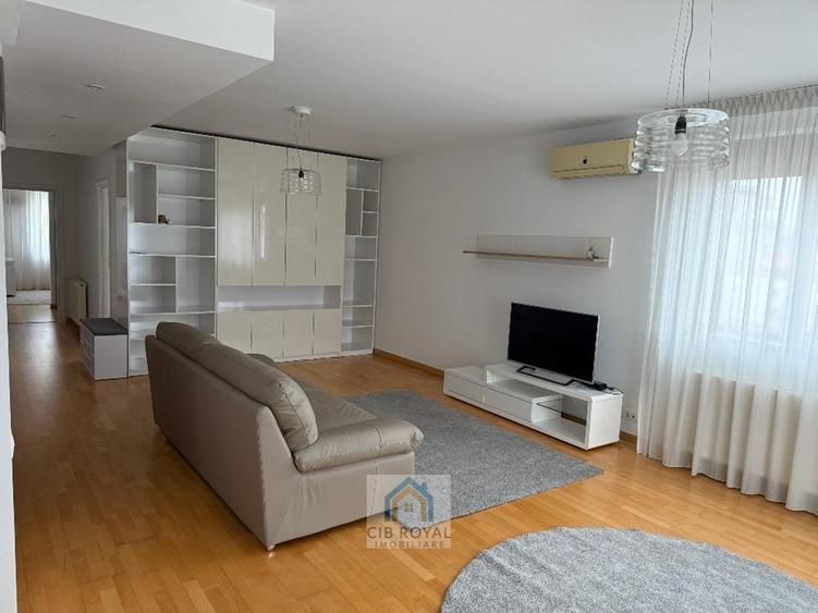 Apartament cu 3 camere decomandat, mobilat în Herăstrău