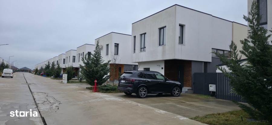 Casă cu 3 camere cu Teren 400 Mp în Bucureștii Noi