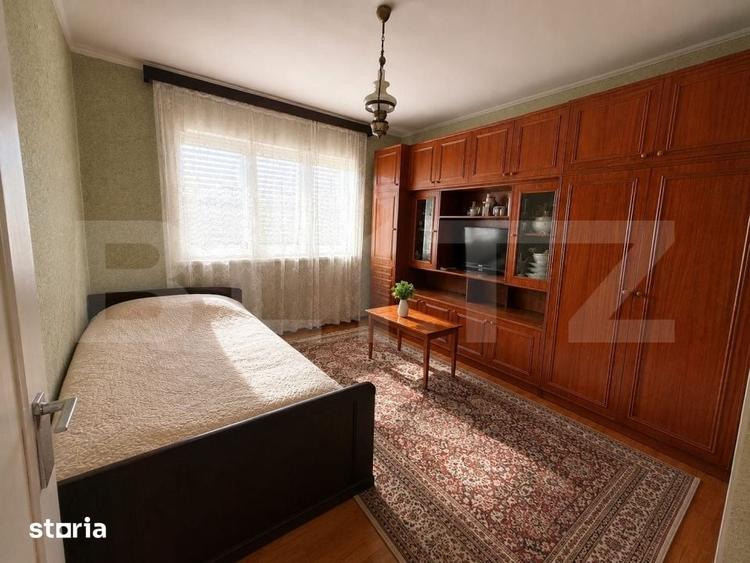 Apartament cu 4 camere în Micro 15
