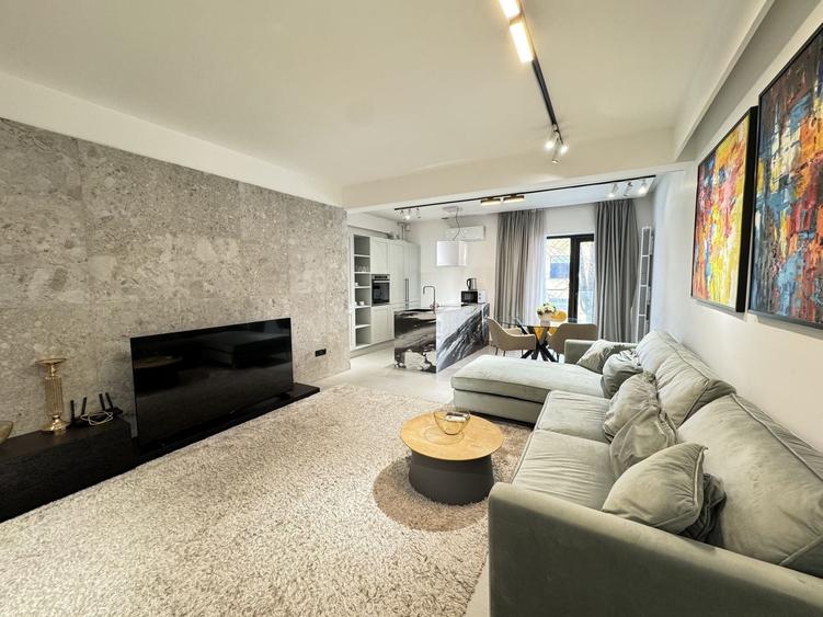 Apartament cu 3 camere decomandat, mobilat în Domenii