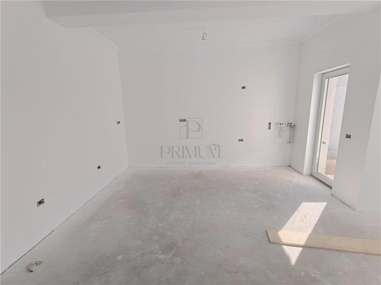 Duplex cu 3 camere cu Canalizare în Moșnița Nouă