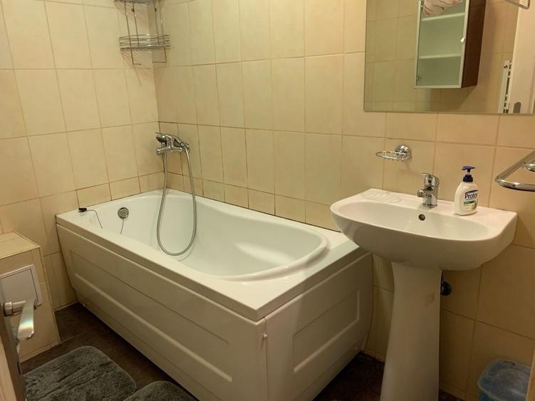 Garsonieră decomandată în Zorilor