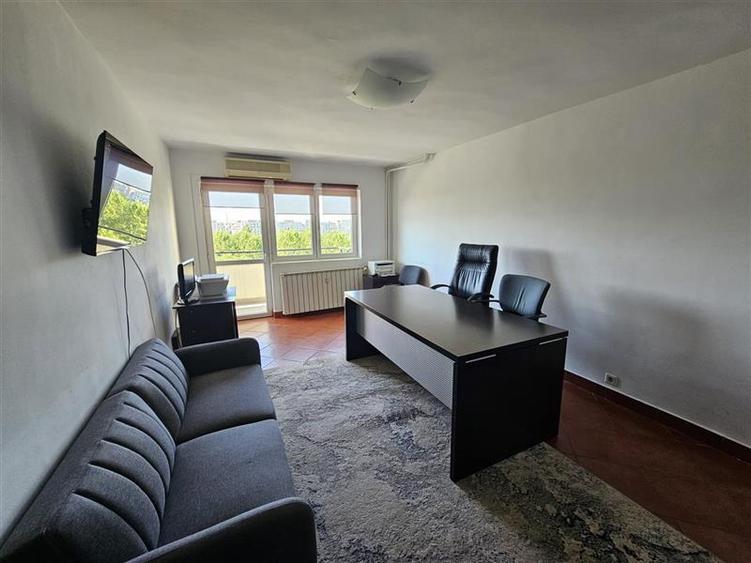 Apartament cu 3 camere decomandat, mobilat în Unirii