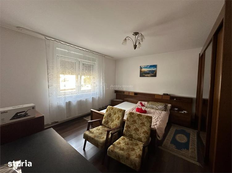 Casă cu 3 camere cu Teren 1438 Mp în Central