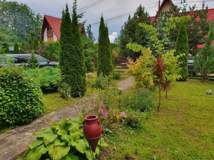 Casă individuală cu 4 camere cu Teren 582 Mp în Brebu