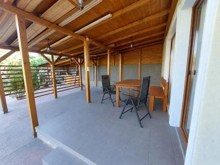 Casă cu Teren 660 Mp în Dumbrăvița