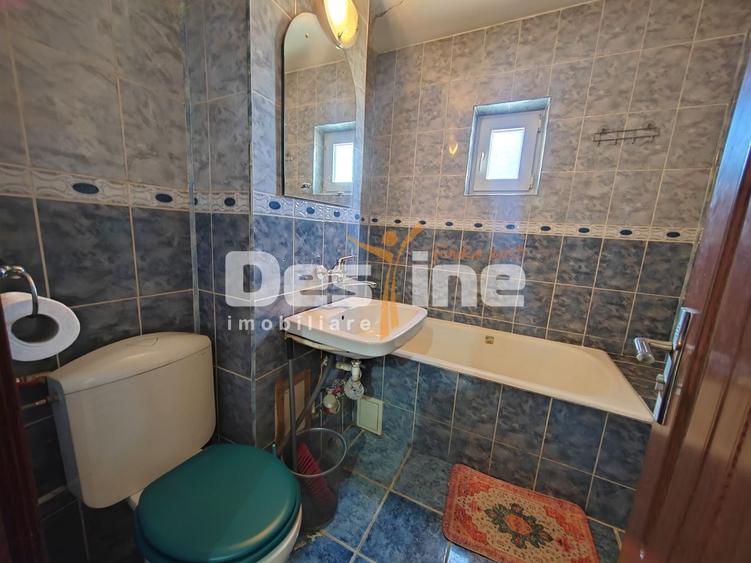 Apartament cu 2 camere decomandat, mobilat în Podul de Fier