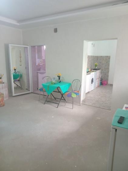 Casă cu 3 camere în Central