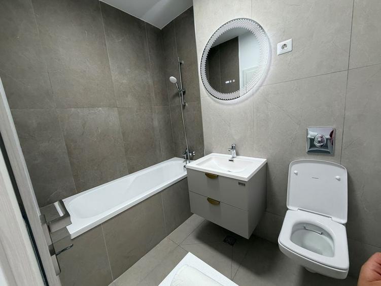 Apartament cu 2 camere decomandat în Exterior Vest