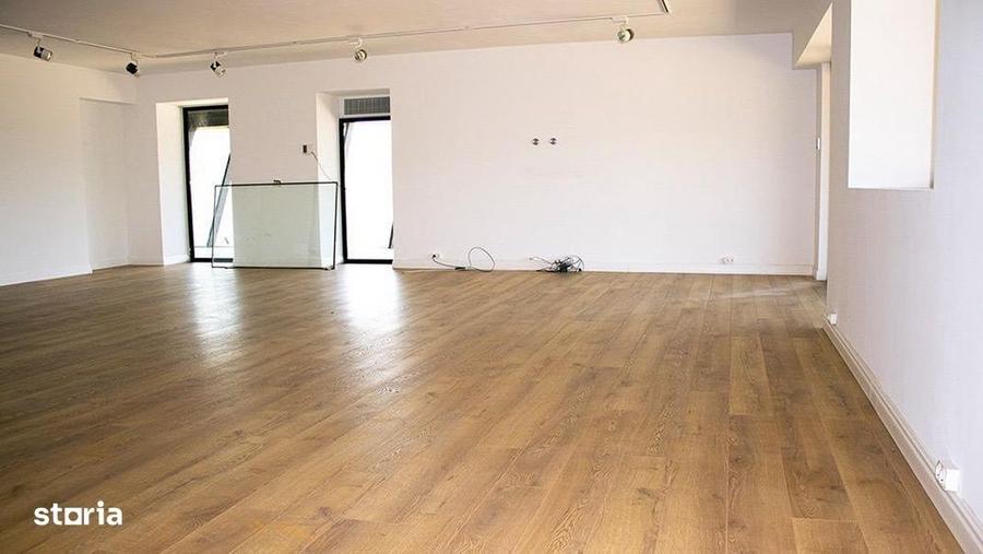 Spațiu comercial, de 1,160 mp, în 1 Mai