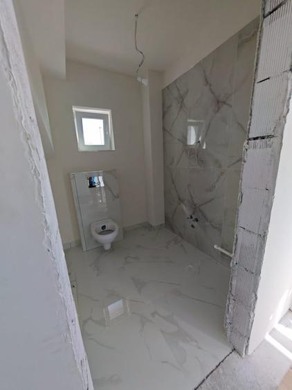 Casă cu 4 camere cu Teren 220 Mp în Berceni