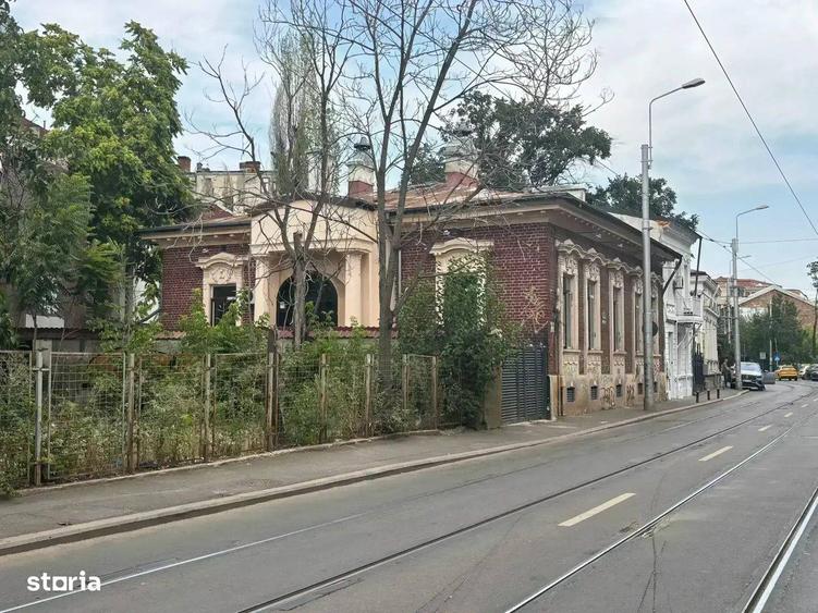 Casă cu Canalizare în Moșilor