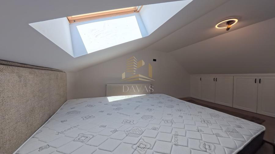 Apartament cu 3 camere semidecomandat, mobilat în Între Lacuri