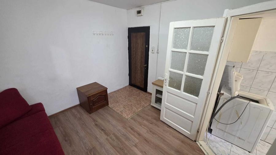 Garsonieră decomandată în Exterior Vest