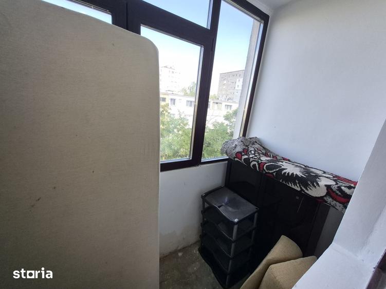 Apartament cu 2 camere semidecomandat în Mircea cel Bătrân