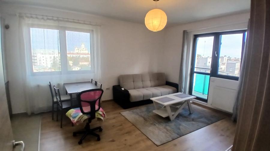 Apartament cu 2 camere semidecomandat în Parcul Carol
