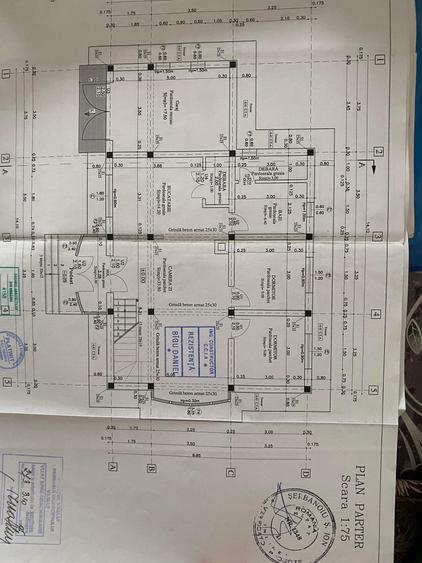 Casă cu 4 camere în Central