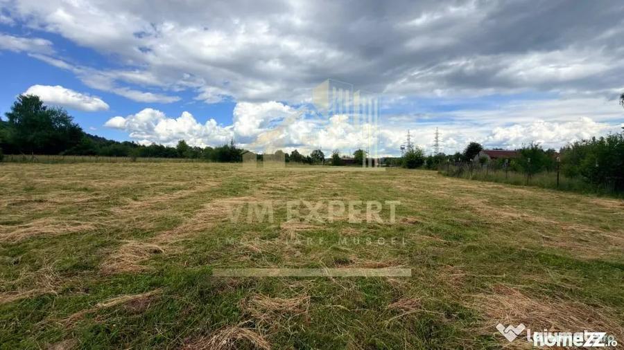Casă cu 3 camere cu Teren 6997 Mp în Bughea de Sus