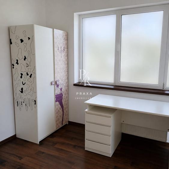 Apartament cu 3 camere semidecomandat, mobilat în Florești