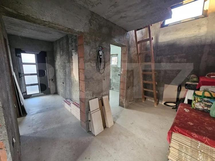 Casa la rosu, P+M, 120 mpu, teren 800 mp, zona Simnicu de sus - 6