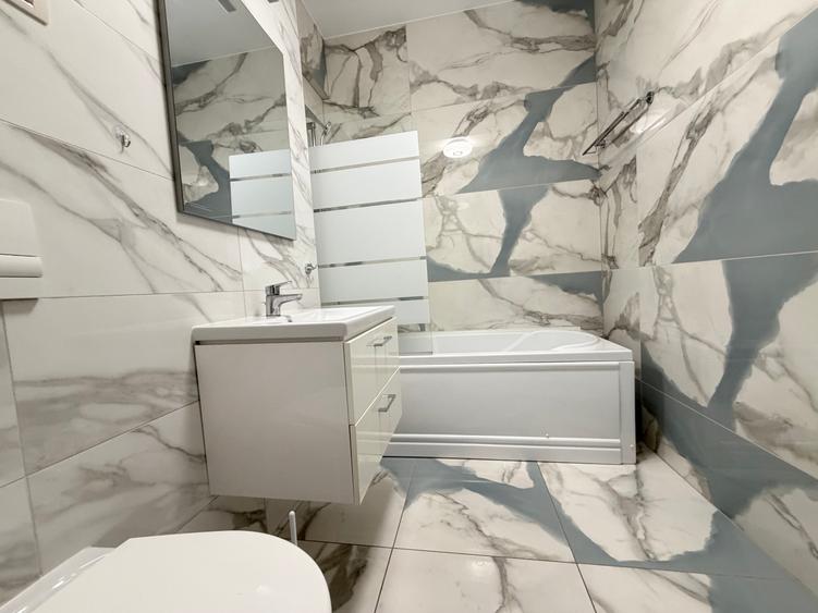 Apartament cu 2 camere decomandat în Girocului