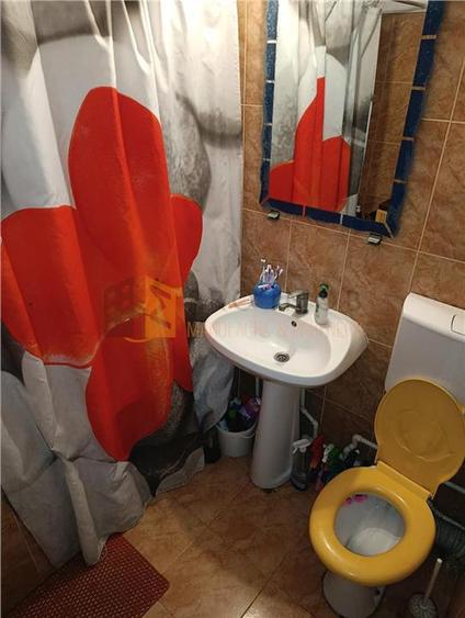 Apartament cu 2 camere semidecomandat, mobilat în Unirii Sud