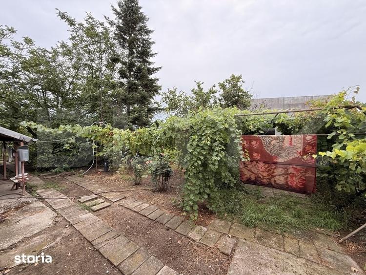 Teren de 1308 mp, în Malu Mare