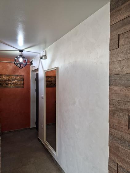 Apartament cu 2 camere semidecomandat în Rădăuți