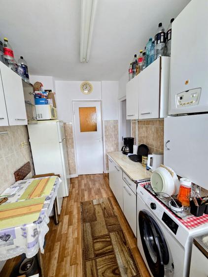 Apartament cu 2 camere decomandat în Florești