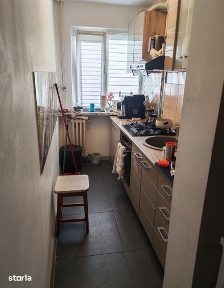 Apartament cu 2 camere semidecomandat în Calea București