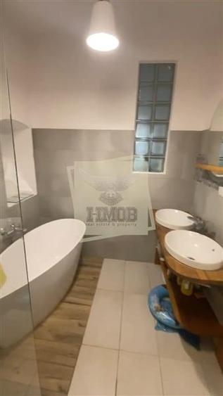 Apartament cu 3 camere decomandat, mobilat în Aeroport
