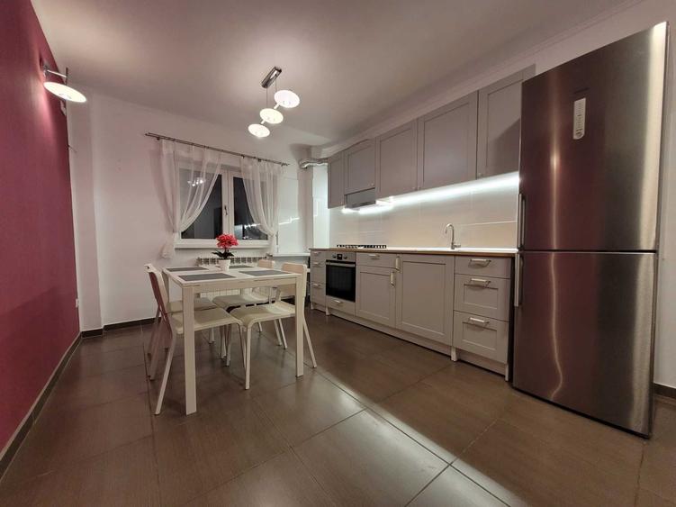 Apartament cu 2 camere semidecomandat în Berceni