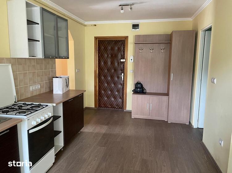 Apartament cu 3 camere decomandat în Nord