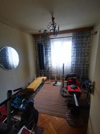 Apartament cu 4 camere decomandat în Mănăștur
