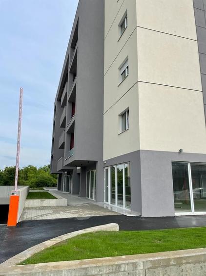 Birou, de 60 mp, în Aradului