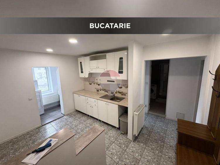 Apartament cu 2 camere decomandat, mobilat în Republicii