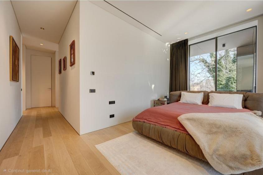 Apartament cu 4 camere decomandat în Kiseleff