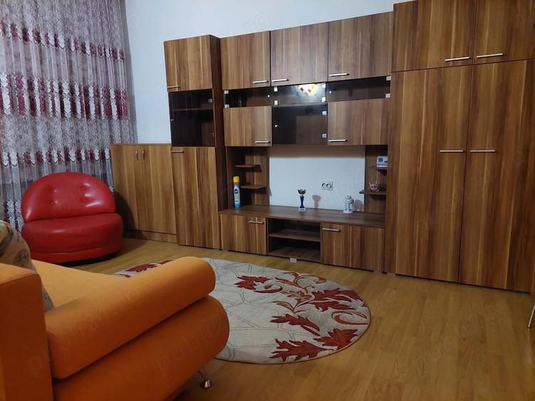 Apartament cu 2 camere semidecomandat în Ultracentral
