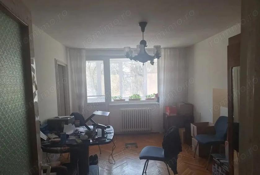 Apartament cu 2 camere decomandat în Tudor