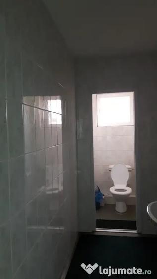 Spațiu comercial, de 14 mp, în Central