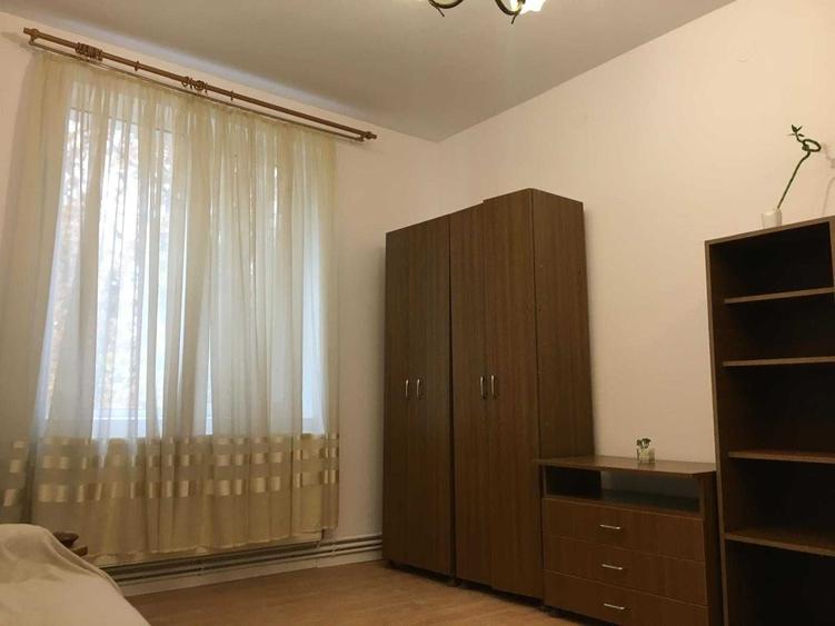 Apartament cu 2 camere decomandat în Baba Novac