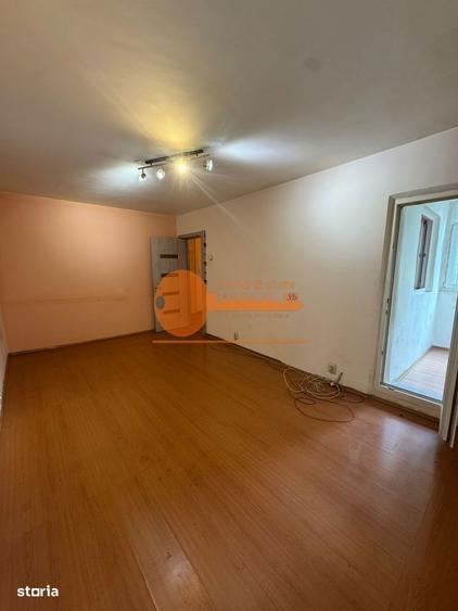 Apartament cu 3 camere în Crângași