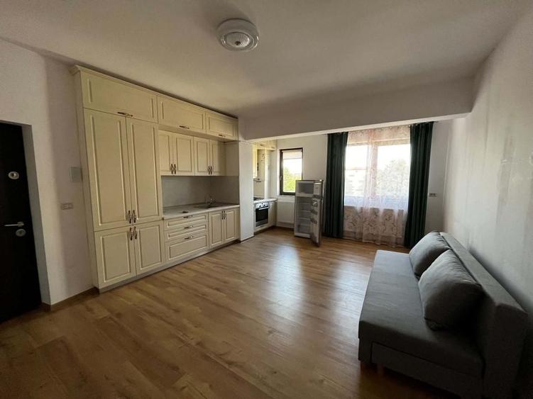 Apartament cu 2 camere semidecomandat în Exterior Vest